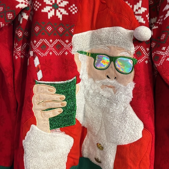 Men’s Santa Sweater size XL - Picture 2 of 7